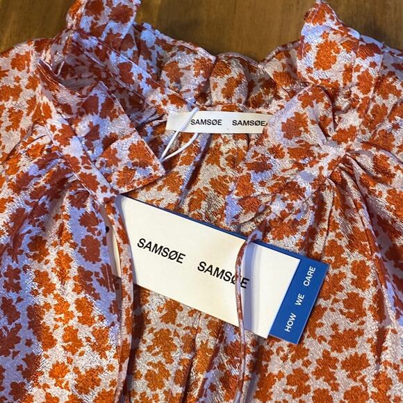 Samsoe Karookh Blouse Floral Shimmer Flutter Sleeve Feminine Romantic Womens S - Picture 6 of 13